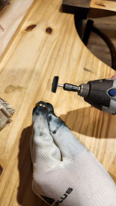 Atelier bague ouverte texturée